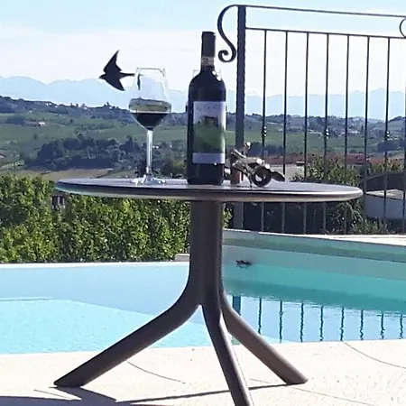 Alta The Adults Only Boutique Bed & Breakfast Vigliano d'Asti